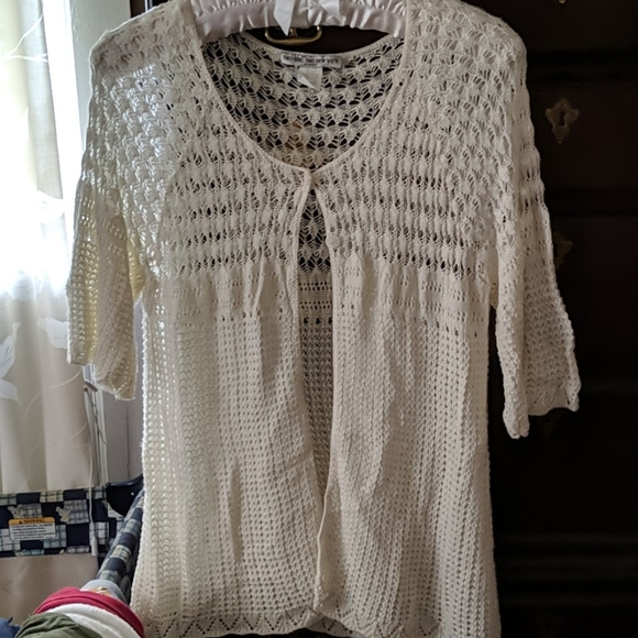 Sweater - Picture 1 of 4